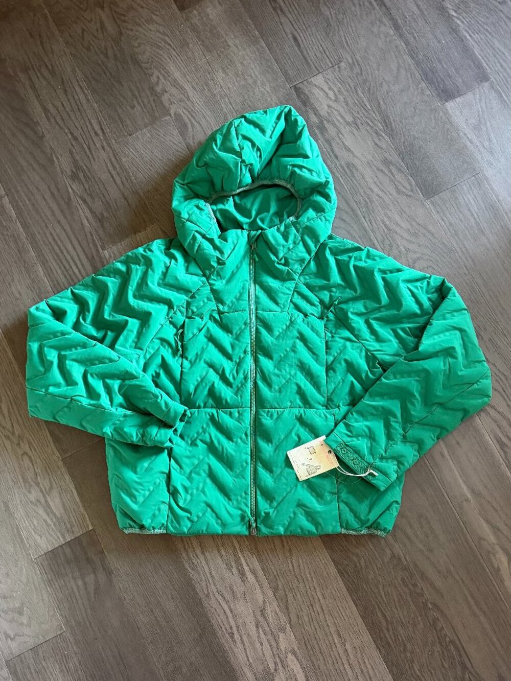 FP Movement Women Green Glow Gettin' Lost Packable Puffer Size L NWT 248$ - Picture 5 of 6